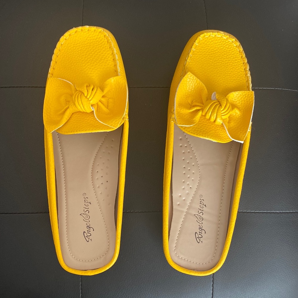 Angel Steps, yellow, size 7 medium shoes.